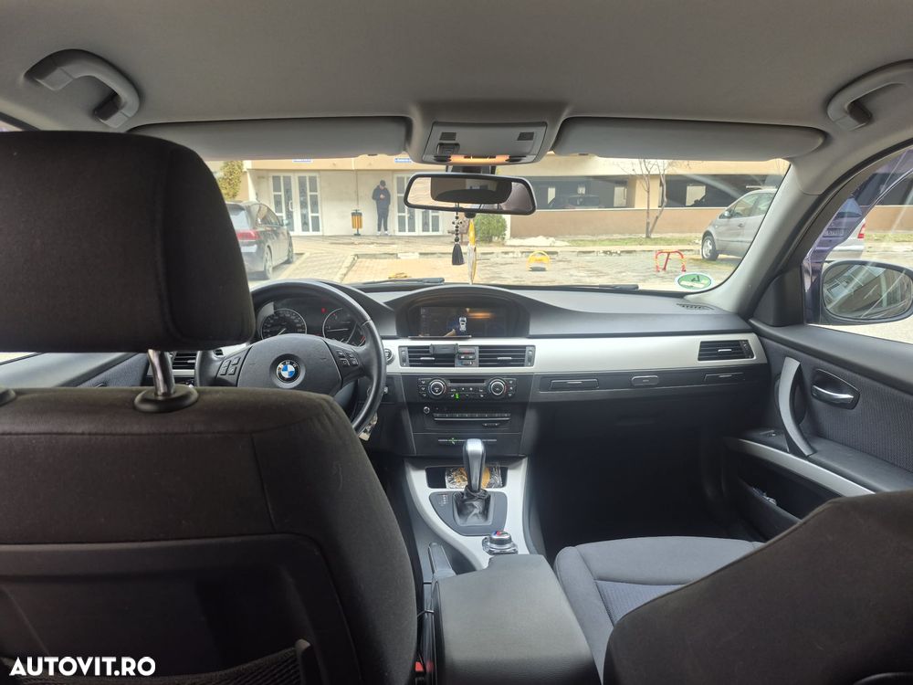 BMW Seria 3 318d Aut. Modern Line - 7