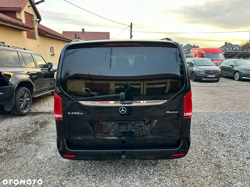 Mercedes-Benz Klasa V 250 d lang 4Matic 9G-TRONIC Special Edition Avantgarde - 19