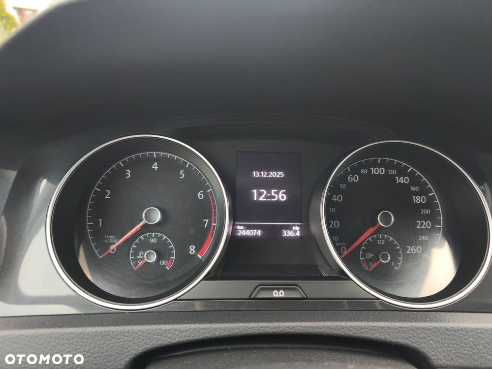 Volkswagen Golf 1.0 TSI (BlueMotion Technology) Trendline - 24