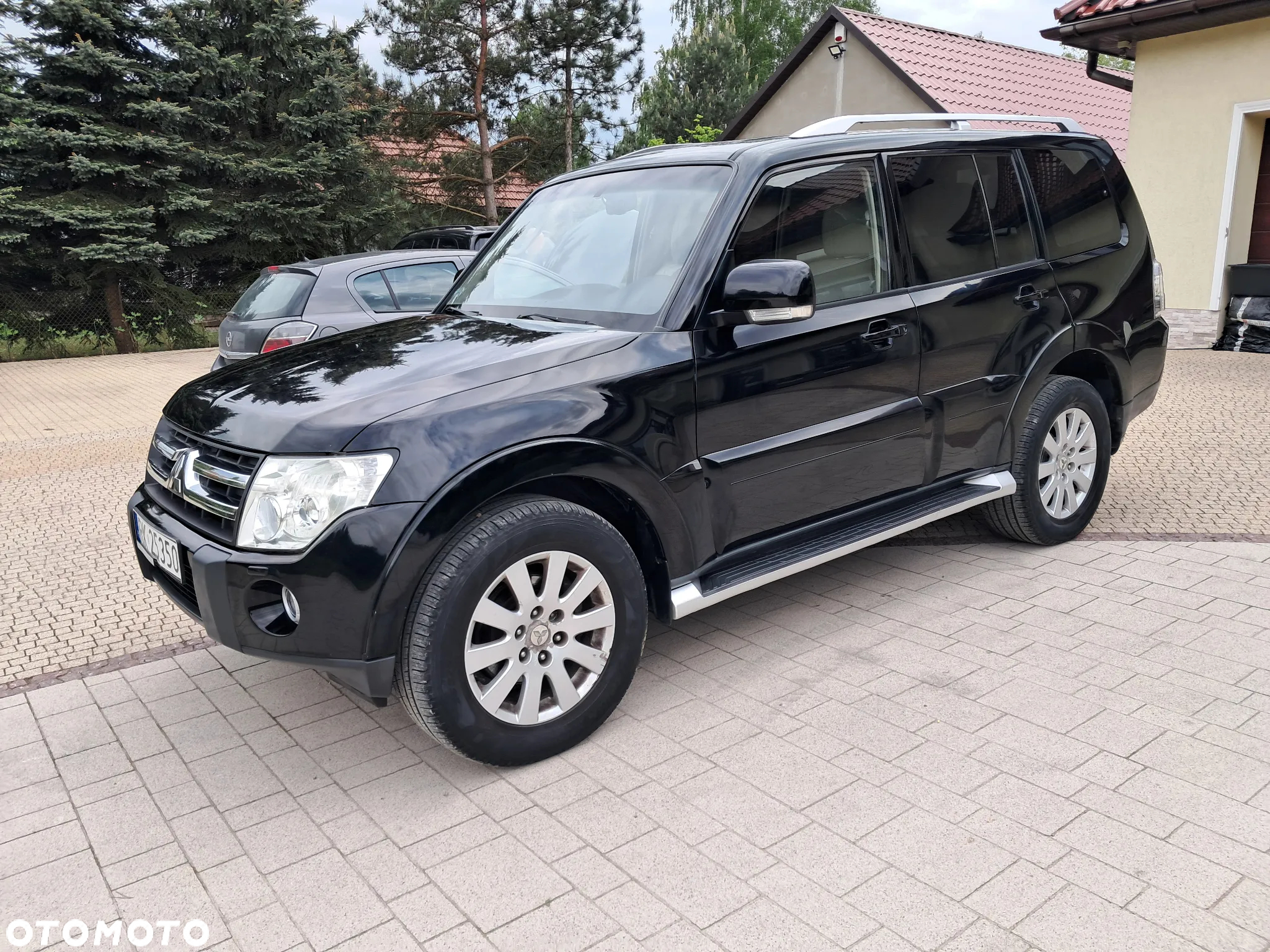 Mitsubishi Pajero 3.2 DID Alpine Edition - 13
