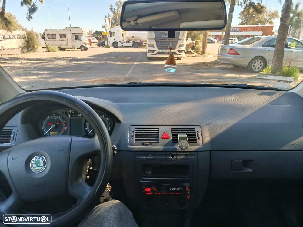 Skoda Fabia Break 1.2 Active - 6