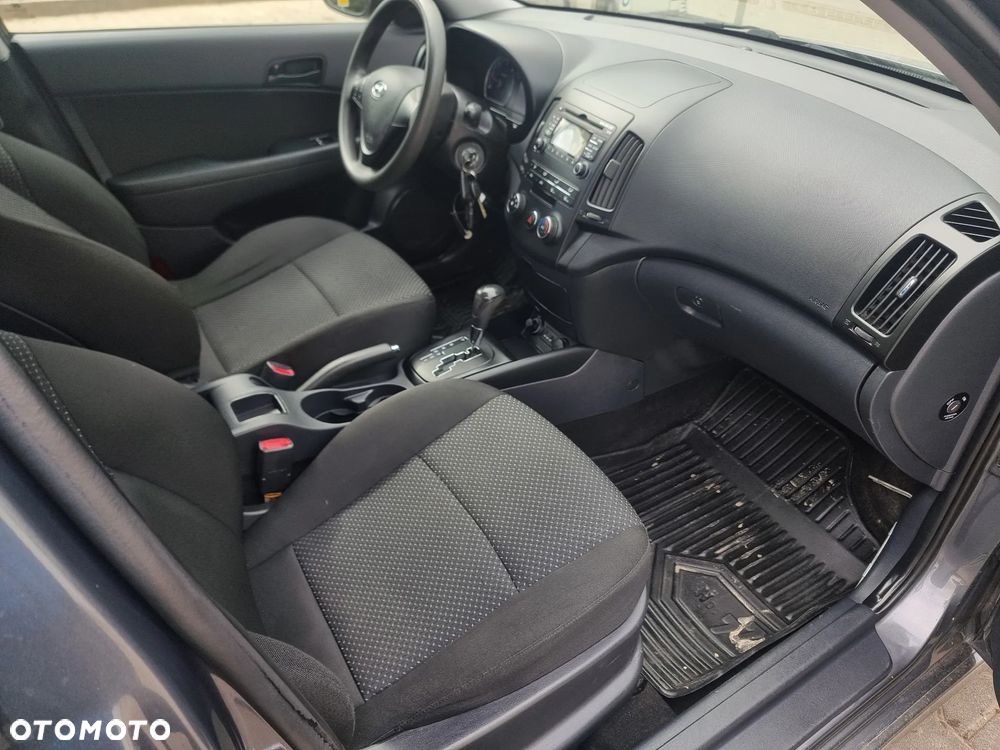 Hyundai i30 1.6 CRDi Comfort - 13