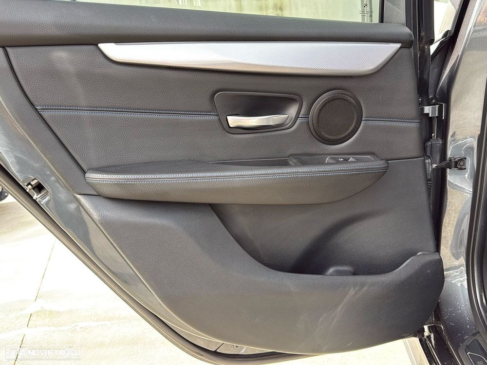 BMW 225xe Active Tourer - 21