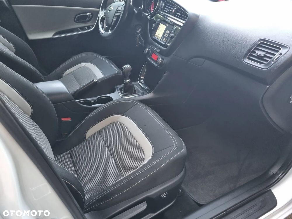 Kia Ceed 1.6 GDI Vision - 15