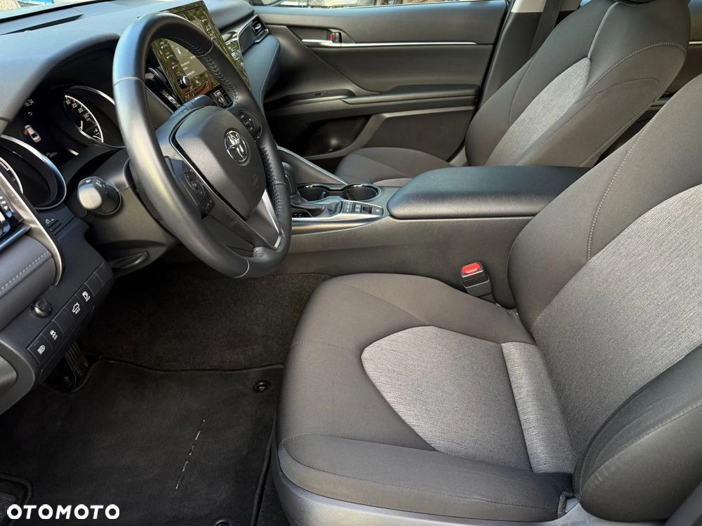 Toyota Camry 2.5 Hybrid Comfort CVT - 10