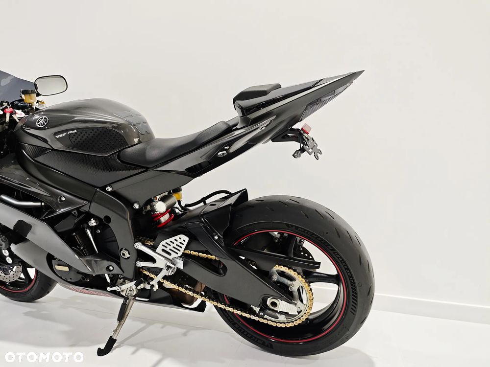 Yamaha R6 - 10