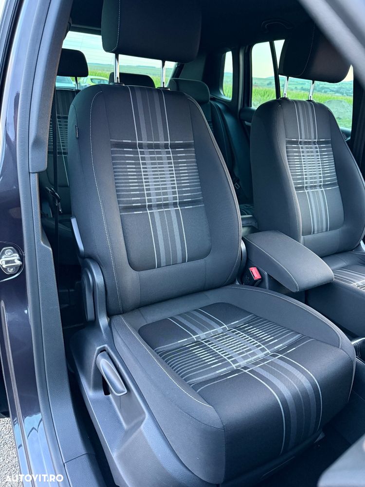 Volkswagen Tiguan 2.0 TDI SCR BlueMotion Technology Lounge Sport & Style - 14
