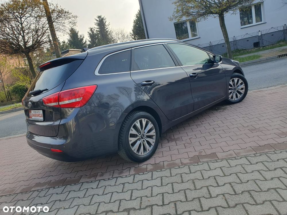 Kia Ceed 1.6 GDI Spirit - 31