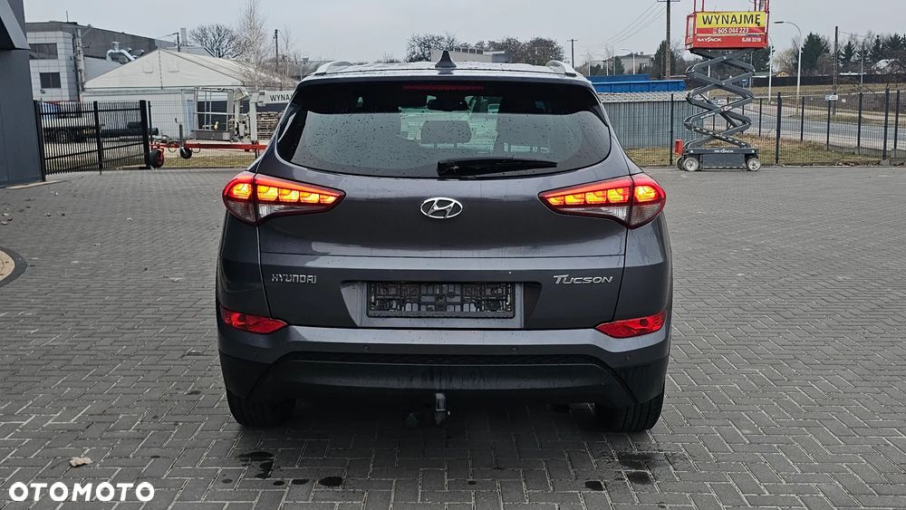 Hyundai Tucson blue 1.6 GDi 2WD Navi - 4