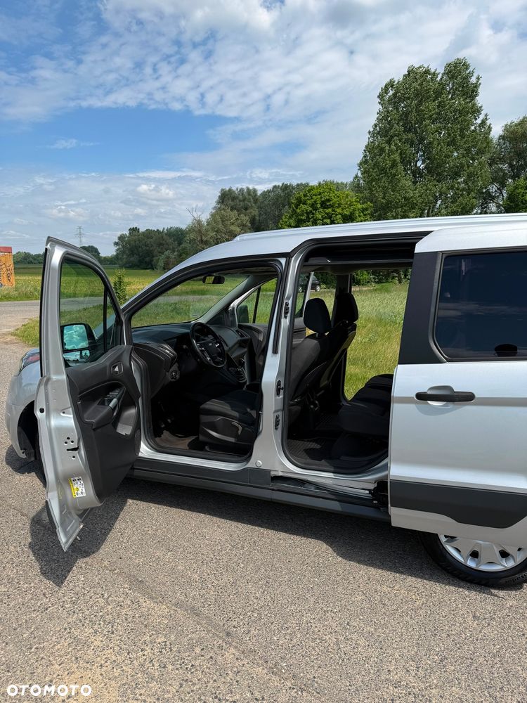 Ford Tourneo Connect 1.5 TDCi Trend - 10