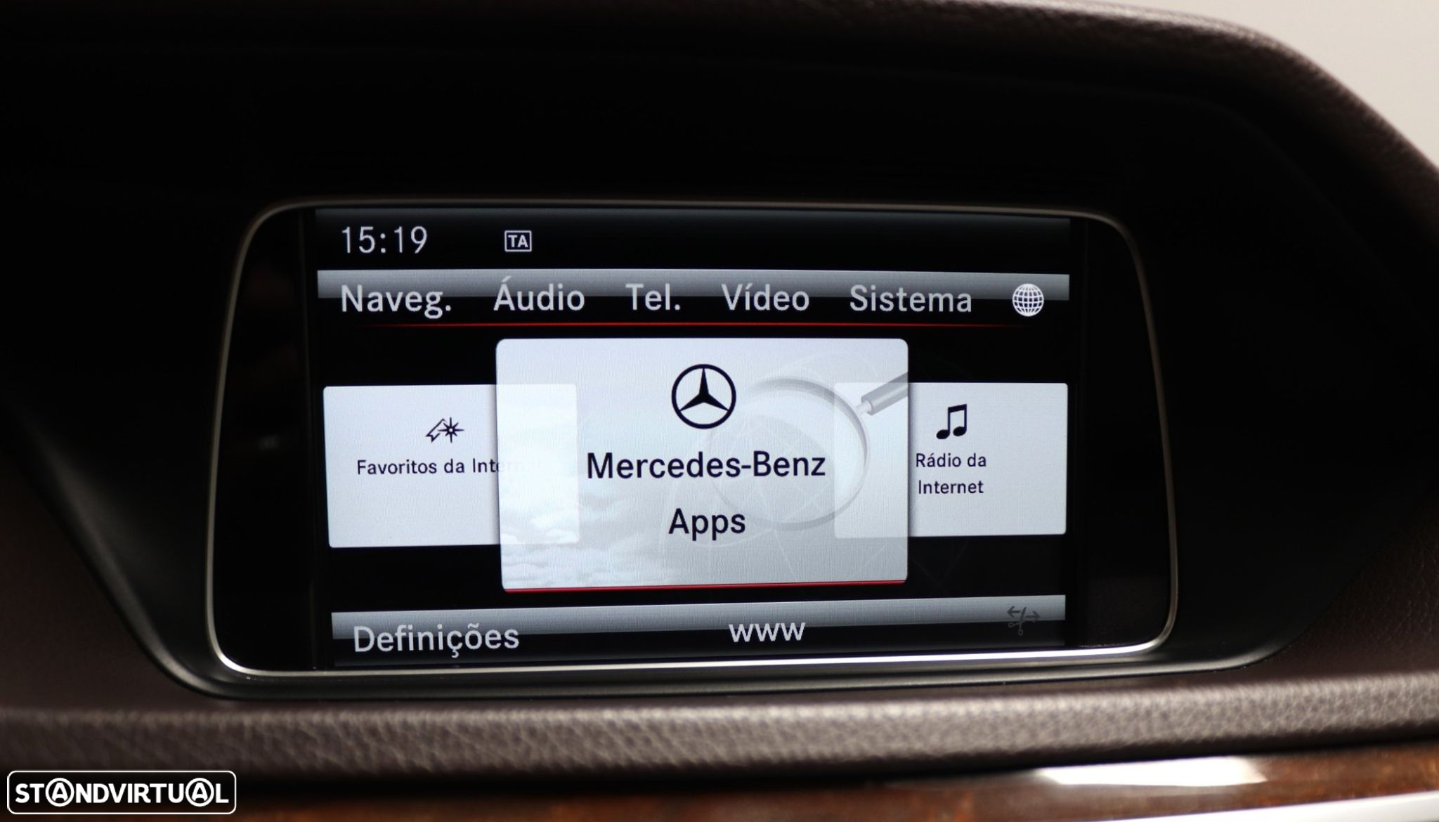 Mercedes-Benz E 300 Bluetec Hybrid Avantgarde - 25