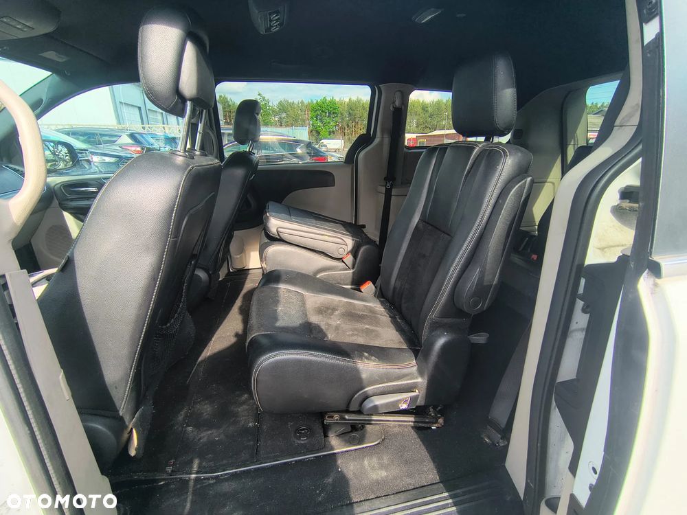 Dodge Grand Caravan 3.6 R/T - 17