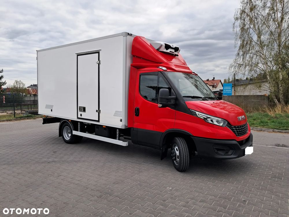 Iveco 50C16  CHŁODNIA+WINDA SALON POLSKA 8-palet - 36