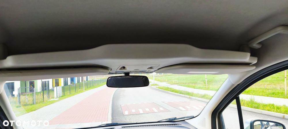 Ford Tourneo Courier 1.5 TDCi Trend - 24