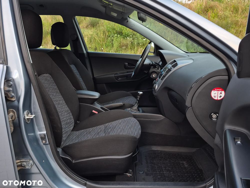 Kia Ceed 1.6 Optimum + - 16