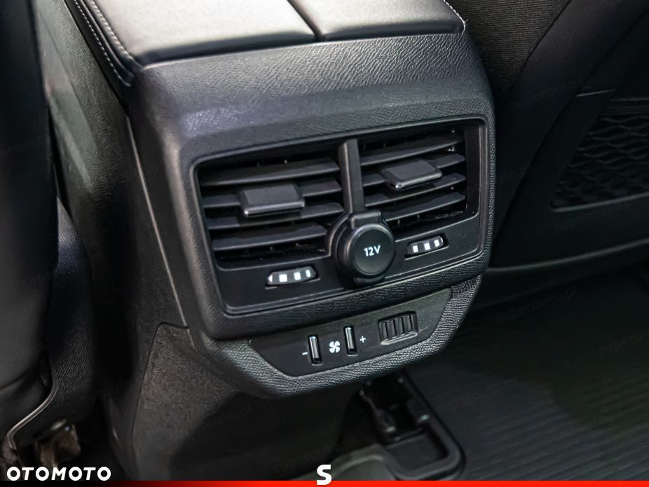 Peugeot 5008 1.5 BlueHDi Allure Pack S&S EAT8 - 23