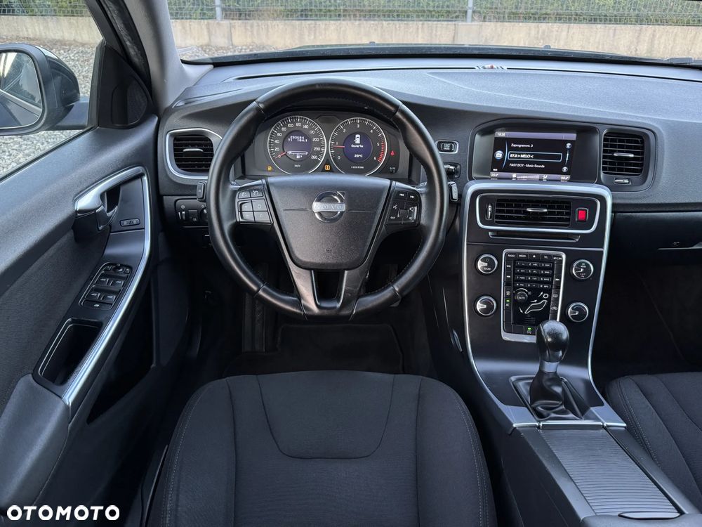 Volvo V60 D3 Business Edition - 9