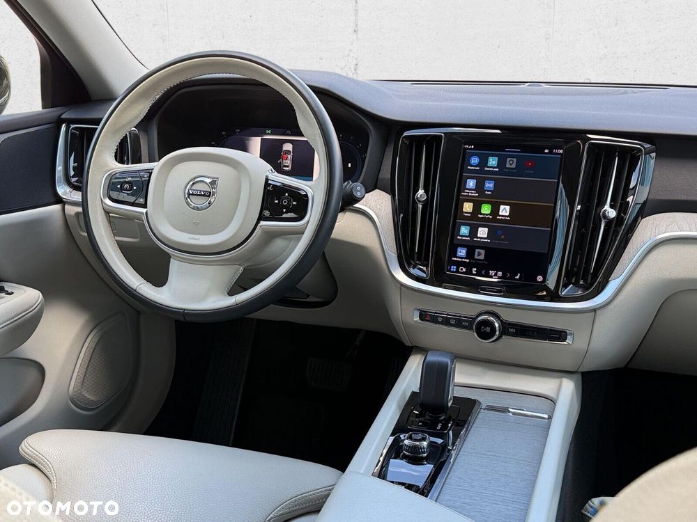 Volvo V60 B4 B Plus Bright - 18