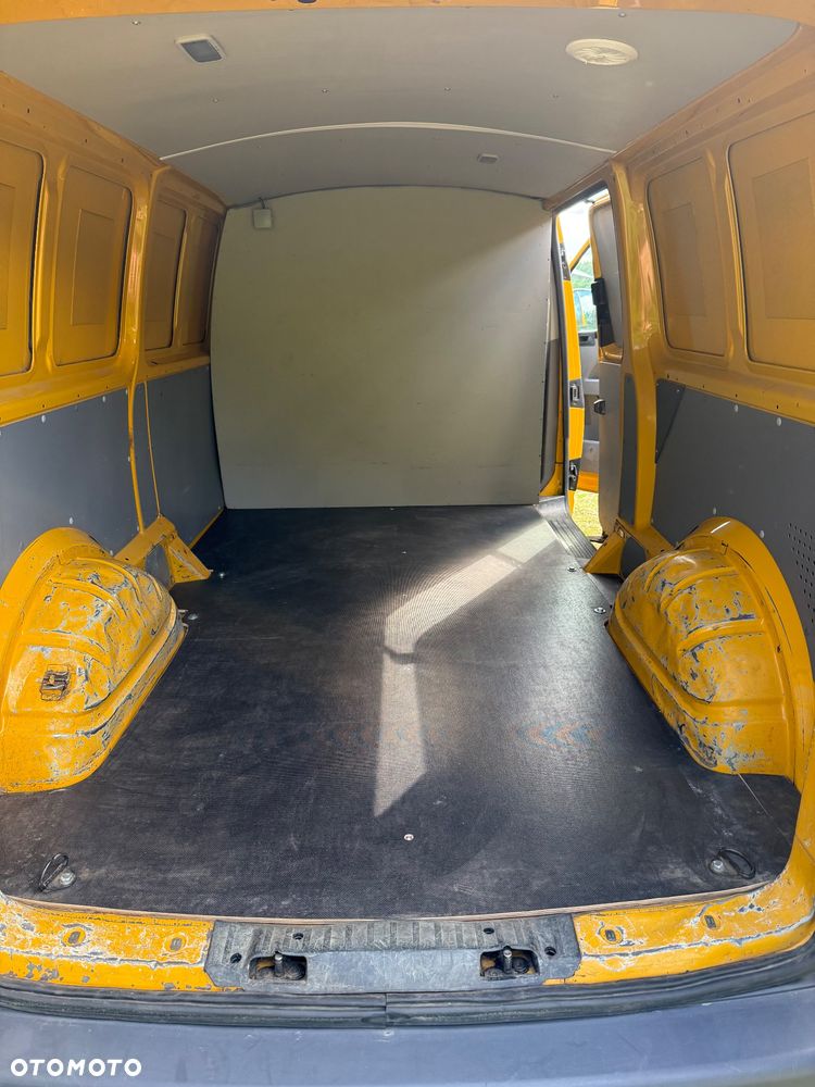 Volkswagen Transprter - 17