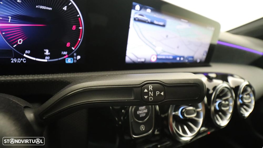 Mercedes-Benz A 200 Limousine d AMG Line Aut. - 19