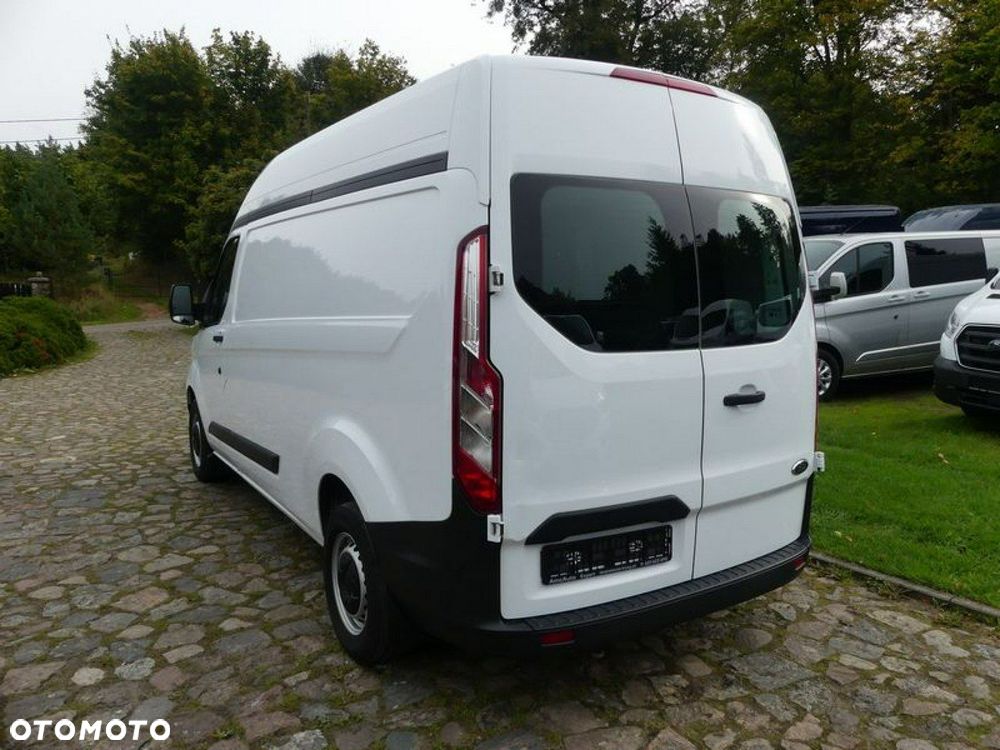 Ford Transit Custom - 13