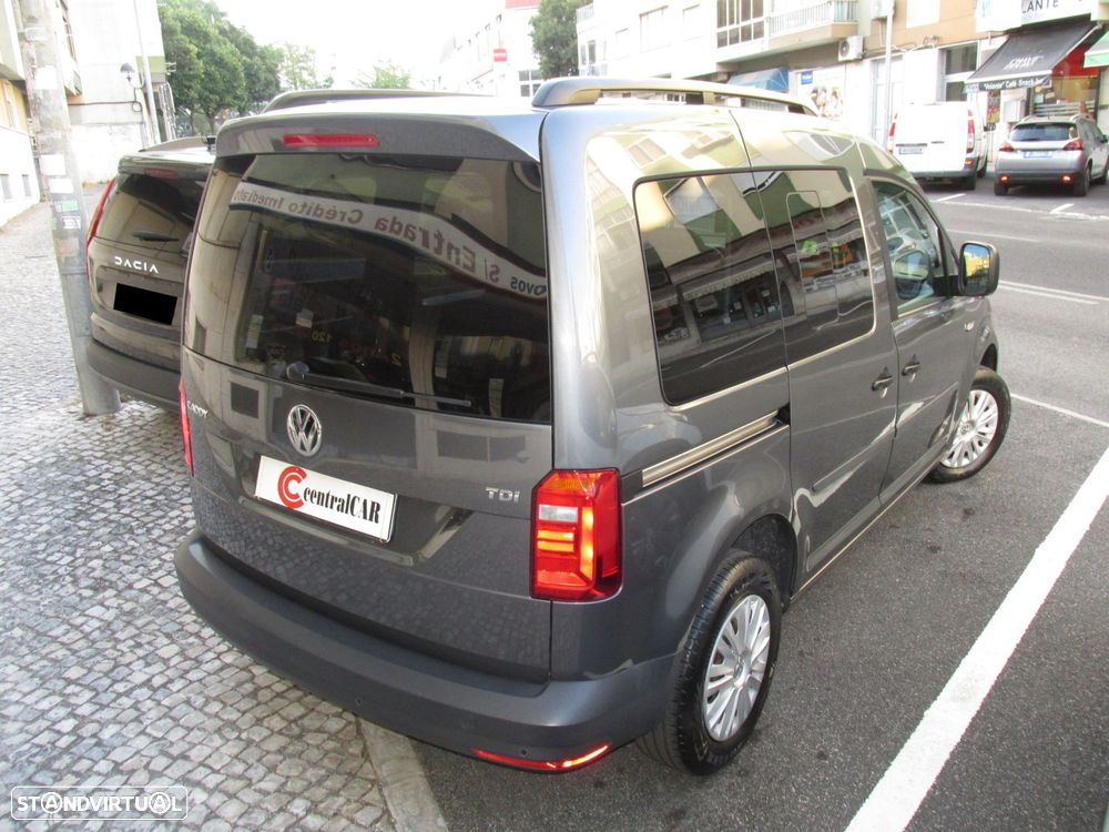 VW Caddy KingCab 2.0 TDI Business DSG - 8