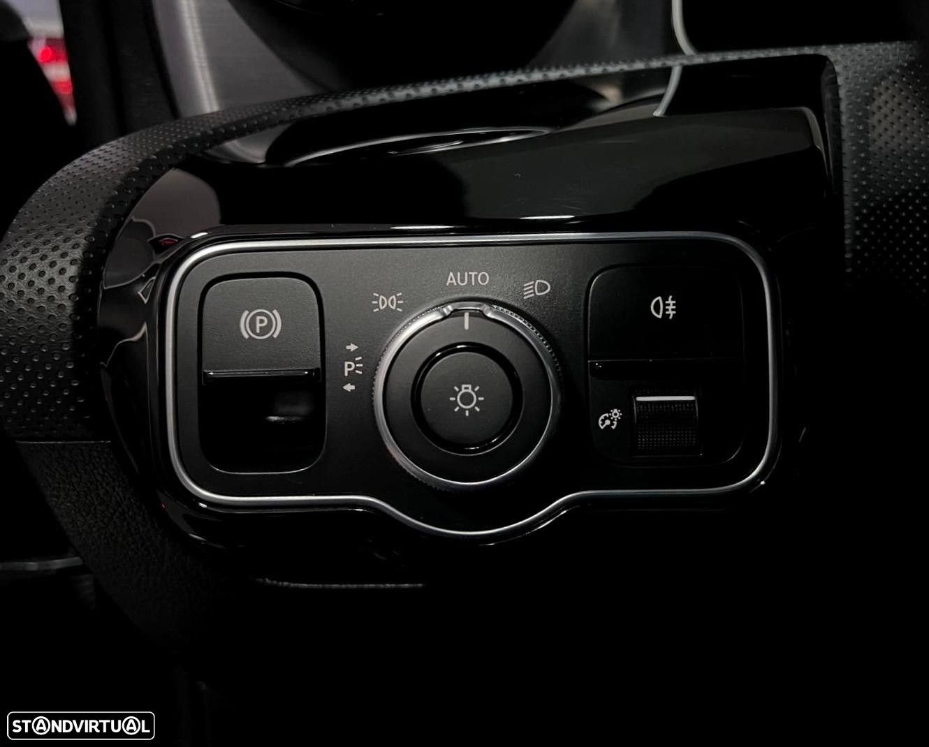 Mercedes-Benz CLA 180 Shooting Brake 7G-DCT Edition AMG Line - 39