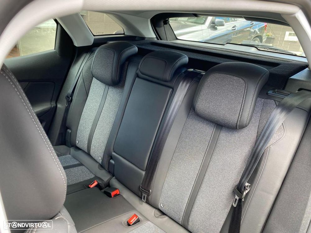 Peugeot 3008 BlueHDi 130 Stop & Start EAT8 Allure - 9
