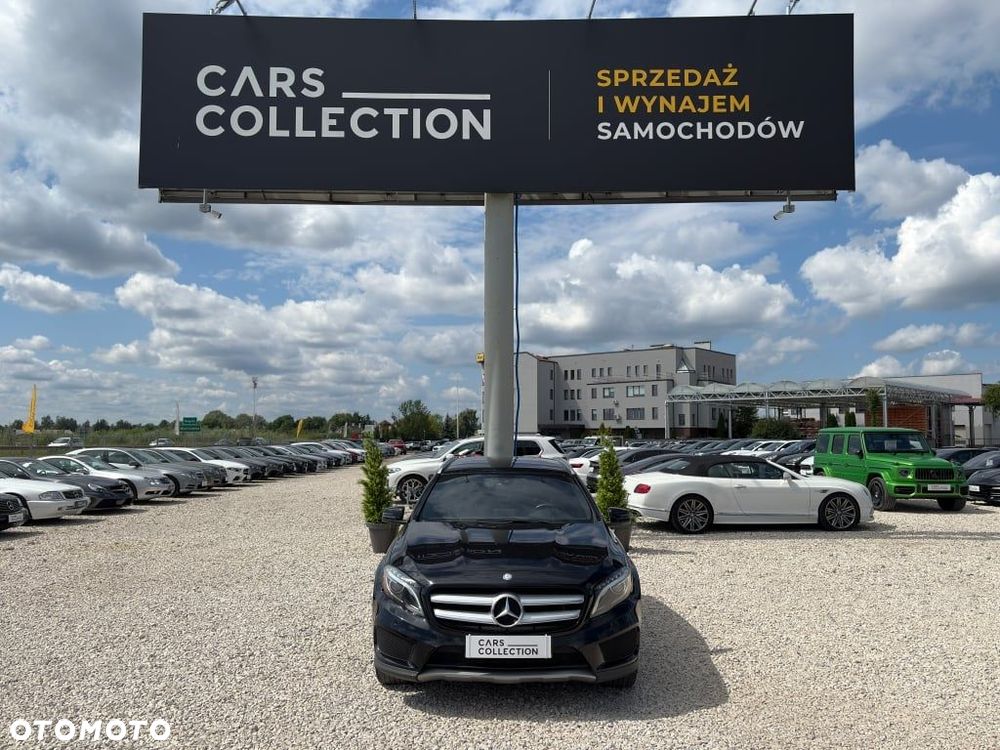 Mercedes-Benz GLA - 16