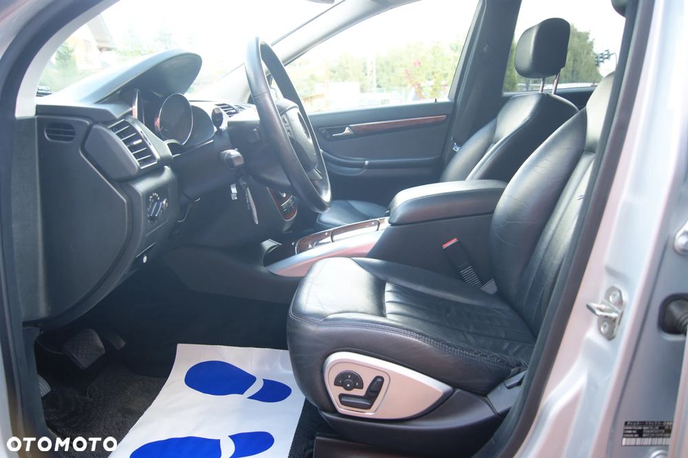 Mercedes-Benz Klasa R 500 4Matic 7G-TRONIC - 18