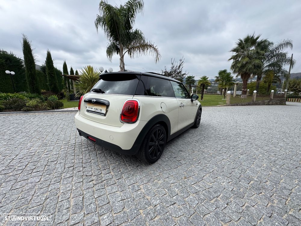 MINI 3 Portas Cooper D 60 Years Chili - 26