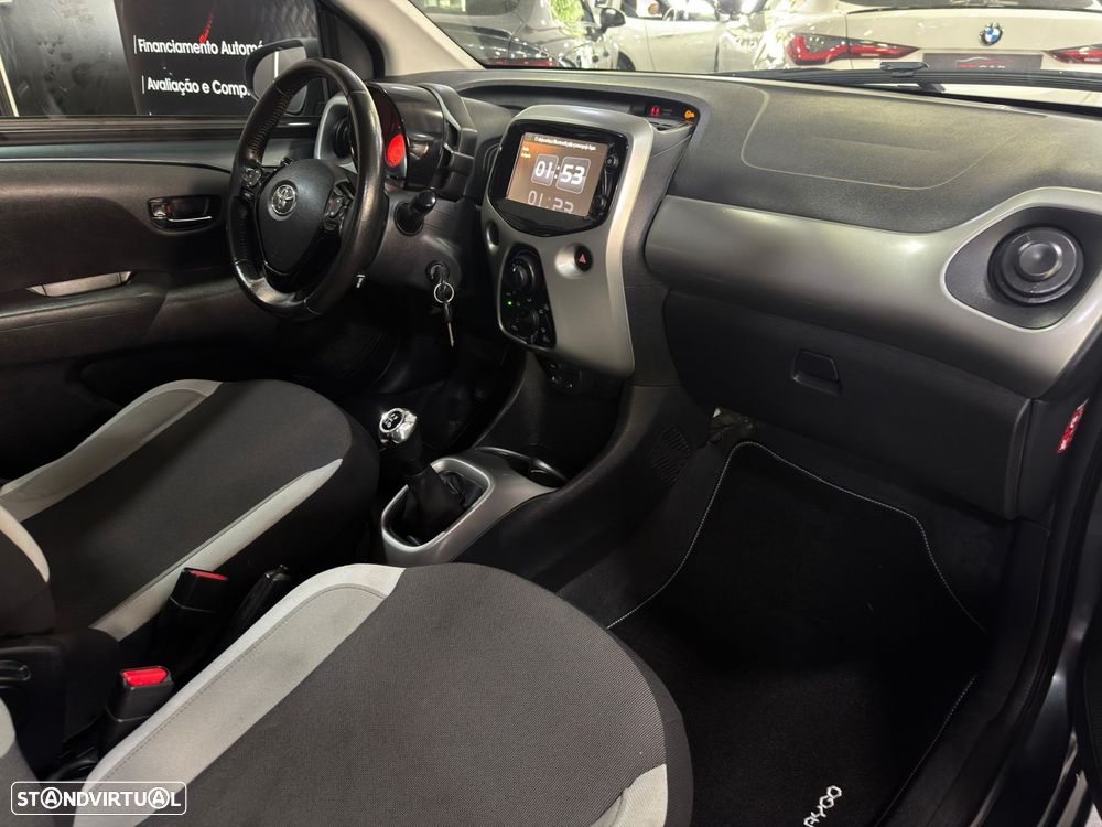 Toyota Aygo 1.0 X-Play+AC+X-Touch - 27