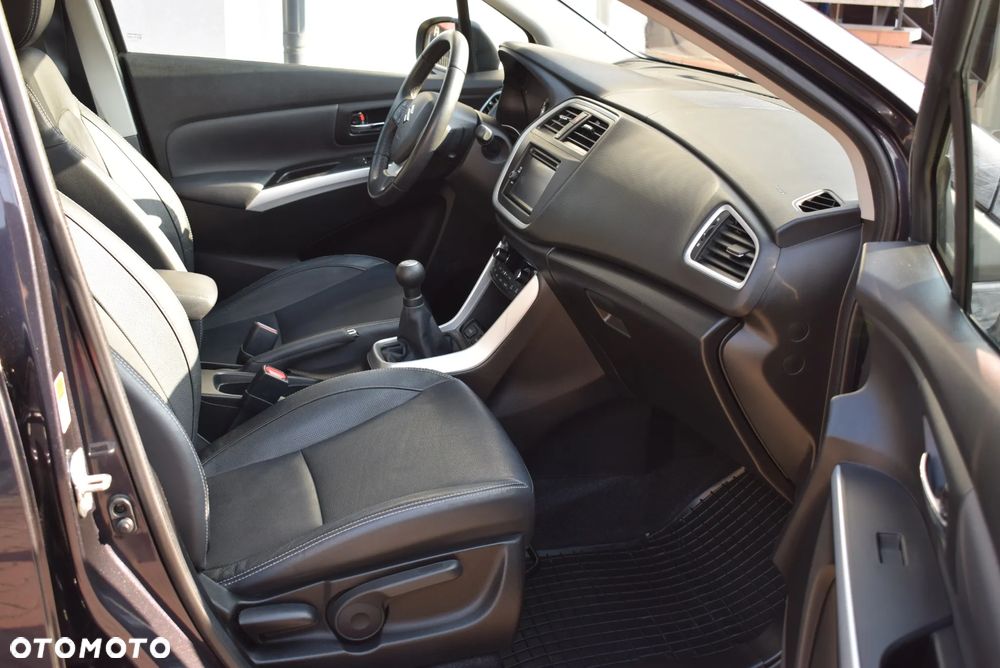 Suzuki SX4 S-Cross 1.6 VVT 4x2 limited+ - 9