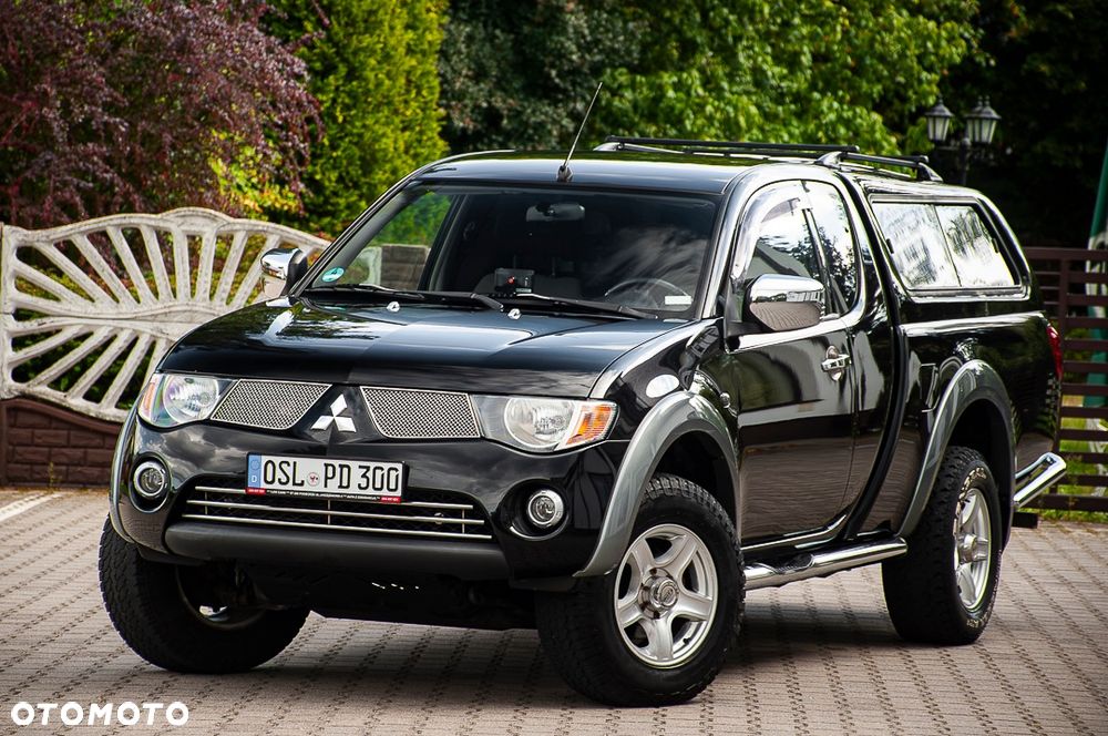 Mitsubishi L200 Pick Up 4x4 Intense Club Cab - 20