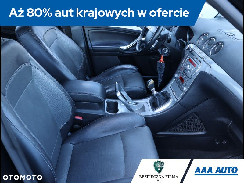 Ford S-Max - 10