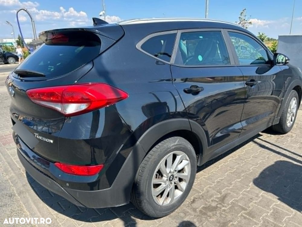 Hyundai Tucson blue 1.7 CRDi 2WD DCT Advantage - 4