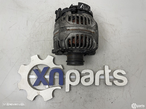 Alternador  Usado AUDI A4 (8E2, B6) 1.9 TDI REF. 012452067 / 06F 903 023 J MOTOR...