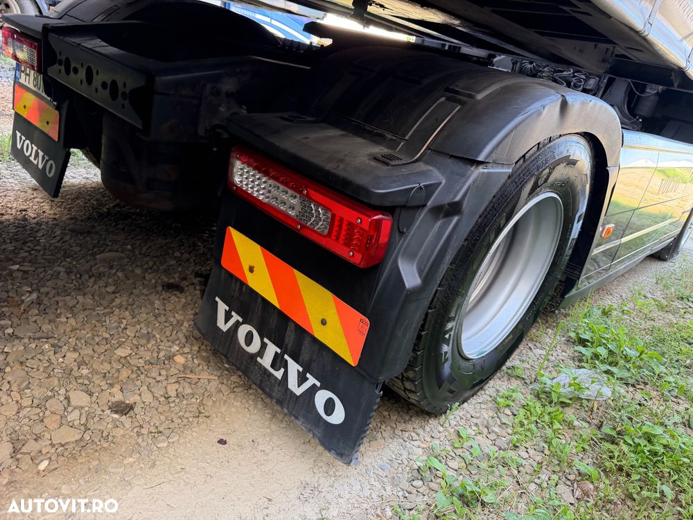 Volvo FH - 11