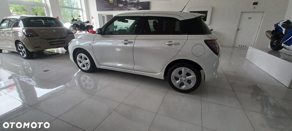 Suzuki Swift 1.2 Dualjet SHVS Premium Plus - 3