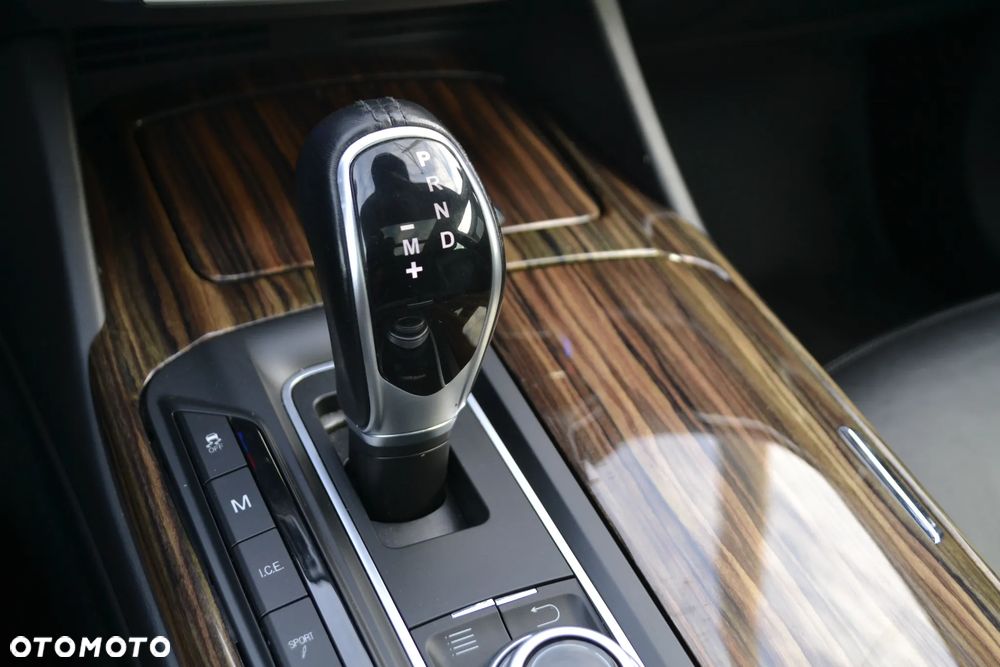 Maserati Levante - 31