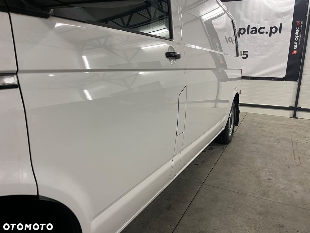 Volkswagen Transporter - 22