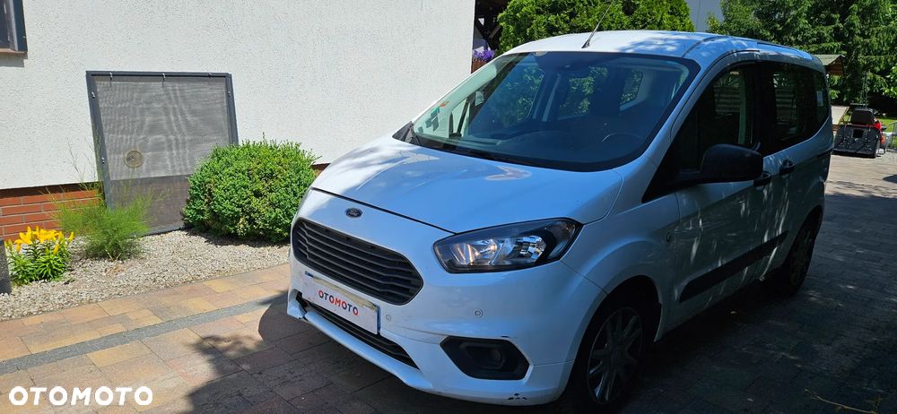 Ford Courier - 2