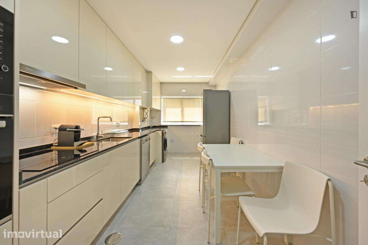 Apartamento com 2 quartos - localizado em Sé de Braga e São Lázaro... - Grande imagem: 3/10