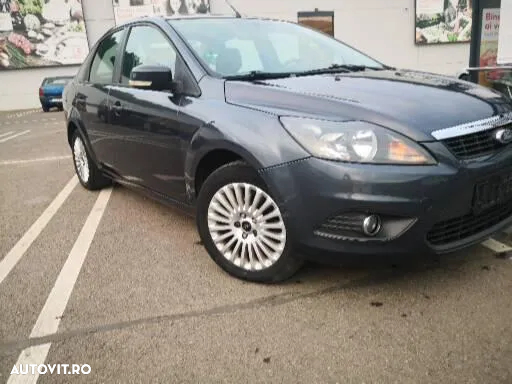 Ford Focus 2.0 TDCi DPF Aut. Style - 2