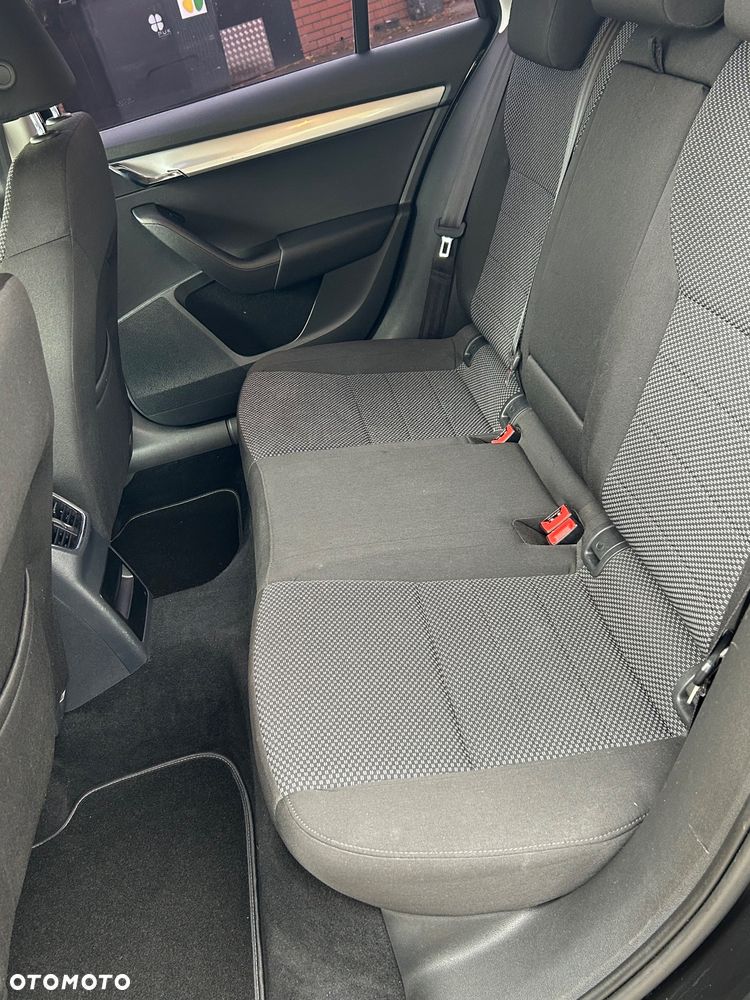 Skoda Octavia 1.6 TDI Elegance - 22