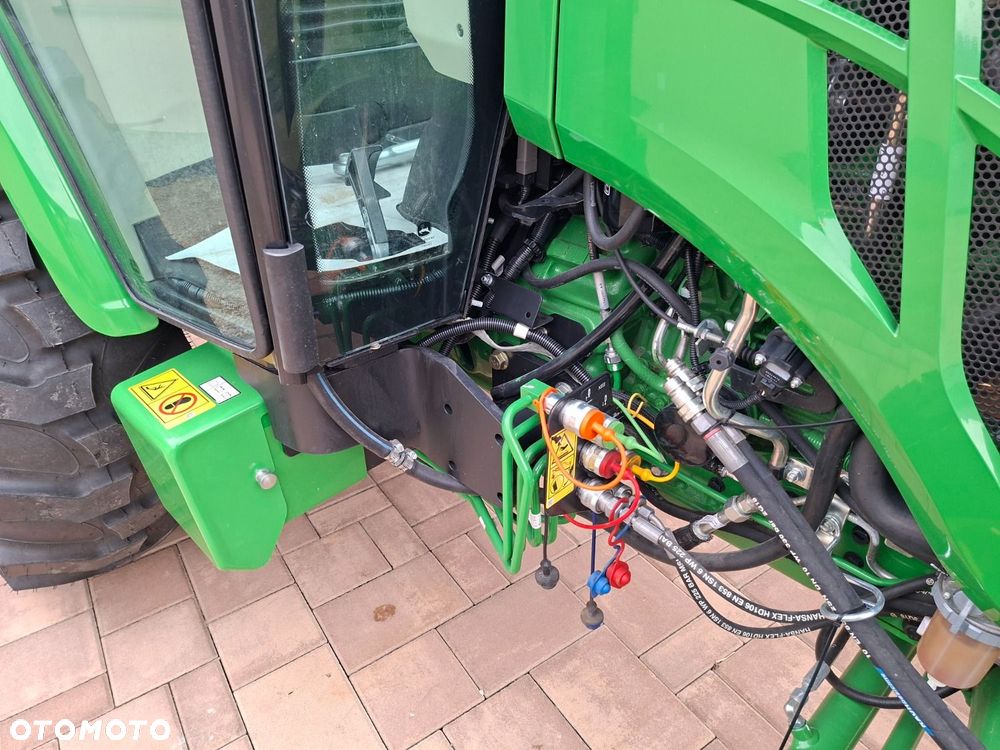 John Deere 4049R 4X4 - 36