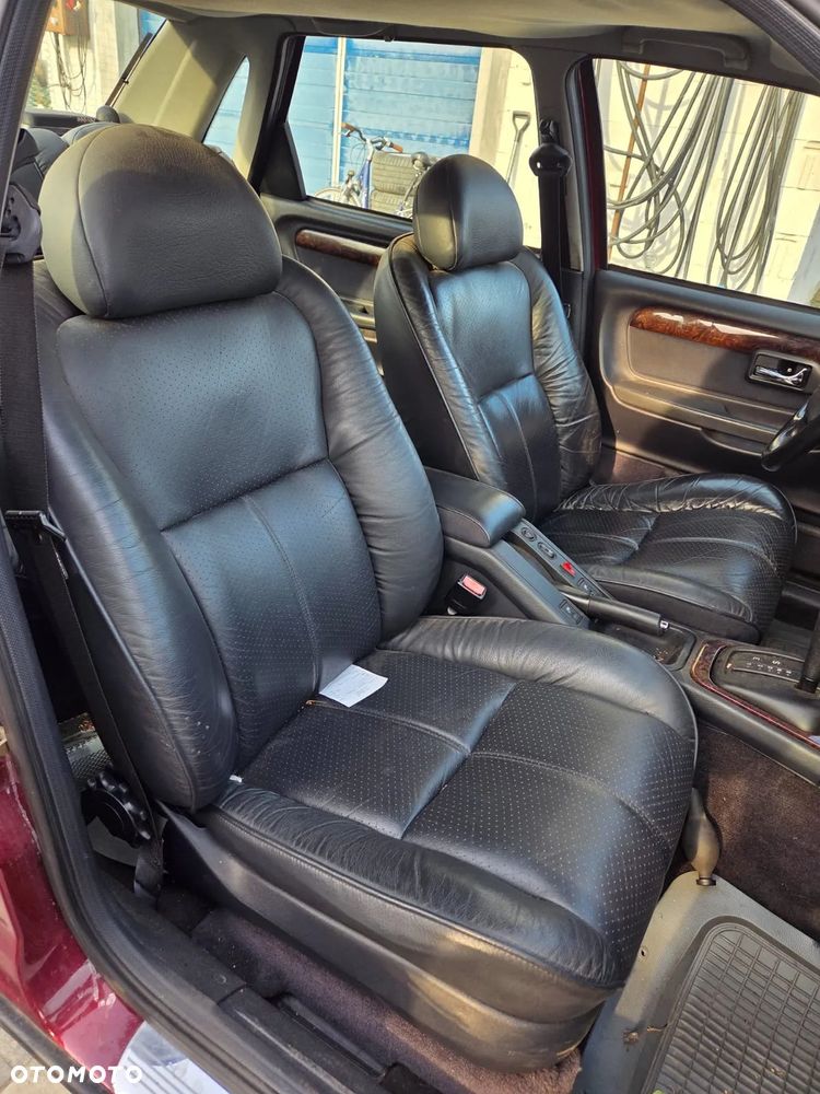 Ford Scorpio 2.9-24 Ghia - 32