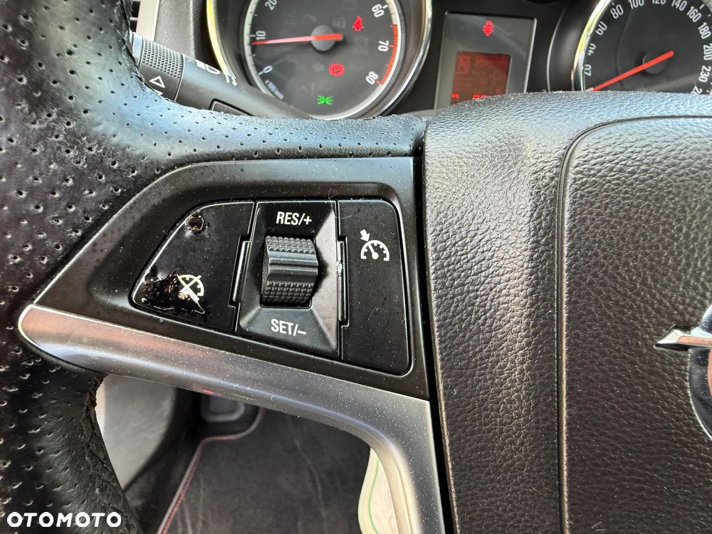 Opel Astra 1.6 Color Edition - 35
