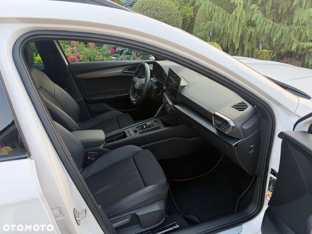 Cupra Formentor 1.4 e-Hybrid DSG Priority - 7