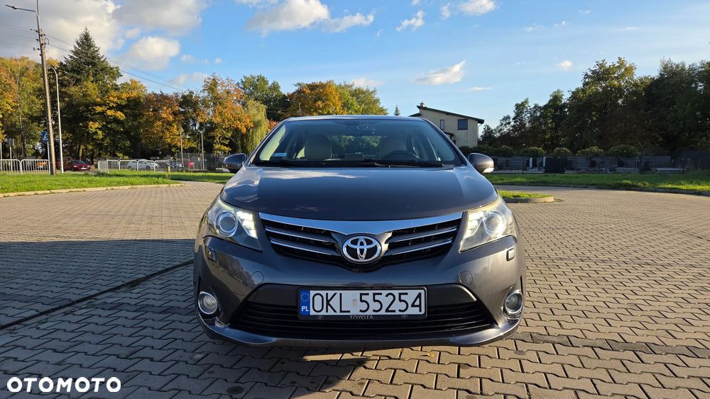 Toyota Avensis 1.8 Sol plus NAVI - 5